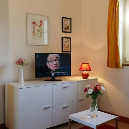 By Interhome Lejlighed Louhossoa