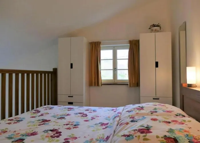 Baigura By Interhome